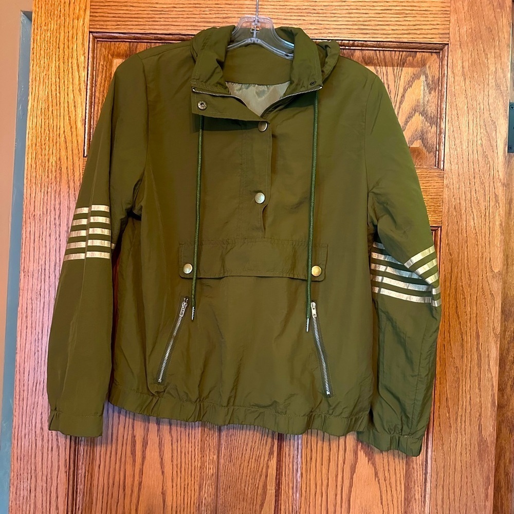 Ashley by 26 NWOT tags green pullover